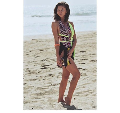 Kimiko Glenn top star pic