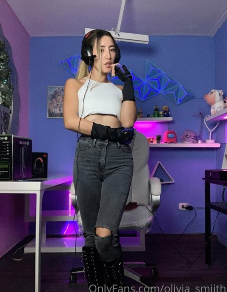 oliviasmiithfree perfect actress gallery