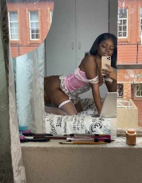 Sxintswxzi xxx actress image