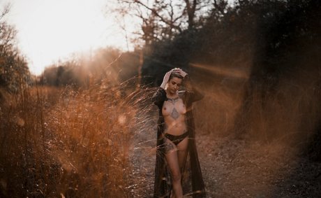 Clair Marie nice model pic