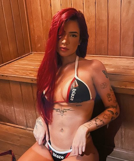 Lara Silva hot model pics