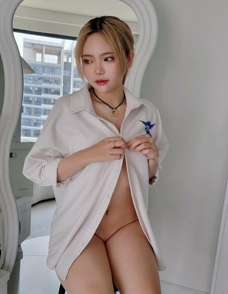 ZinieQ actress photo