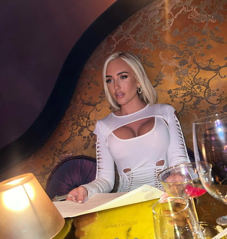 hottest thick onlyfans top images