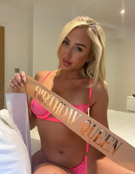 tiggysmith model pornographic pics