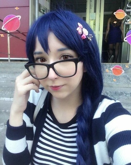 Loli Molly pornstar exclusive picture