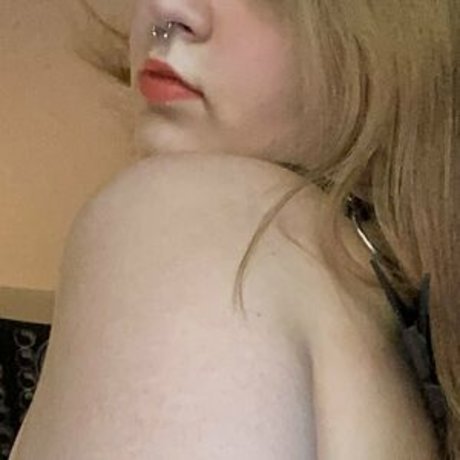 kallielonewolf17 erotic pornstar images