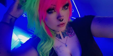 Luna Ghostess nude pornstar galleries