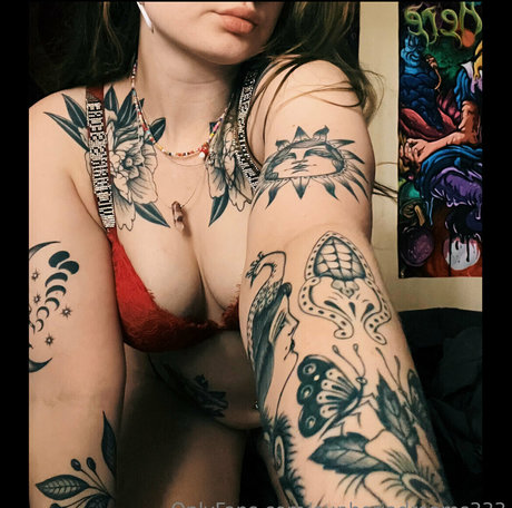 french mature onlyfans sexy naked photo