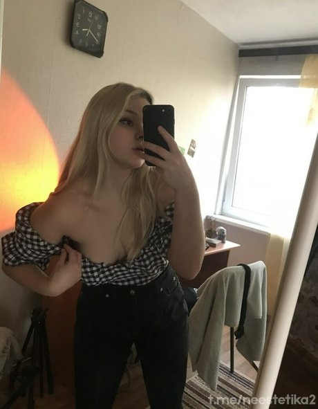 Lenny Bright exclusive pornstar images