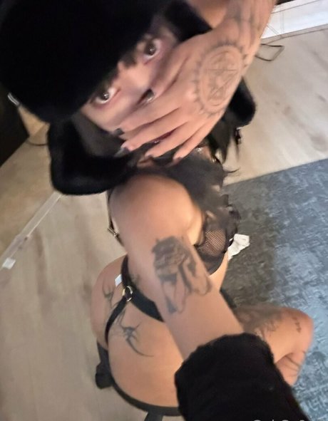 cyber0v0 pornstar naked images