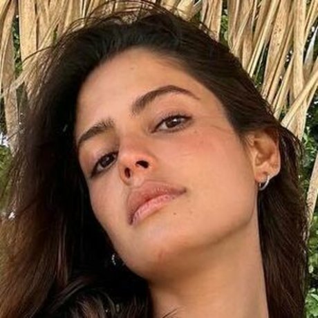 Julia Dalavia hd actress img