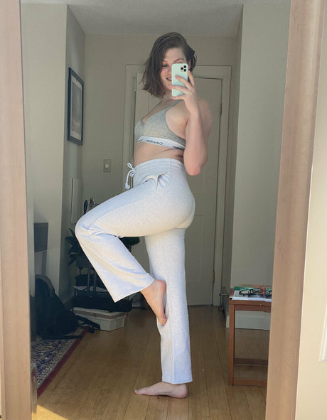 somelittlecrumbs star adult photo