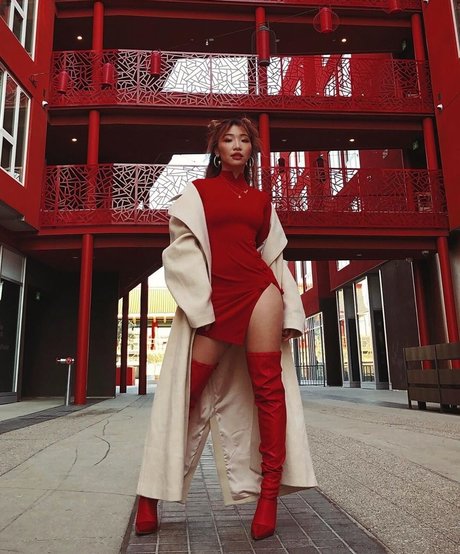 Tiffanie Marie star pretty photos