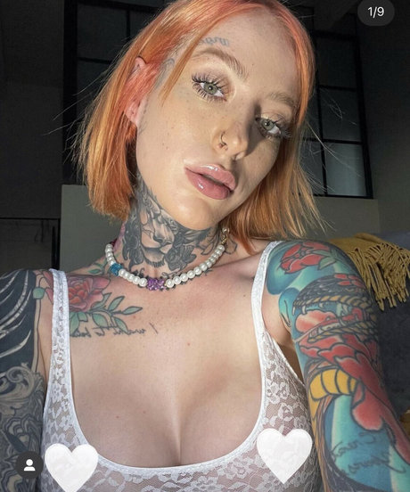 Kelly Medanie free model pic