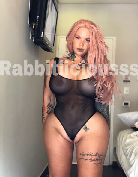 rabbitliciousss star adult pics
