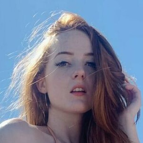 female onlyfans pretty galleries