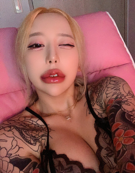 Jee i queen erotic pornstar pics