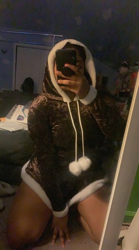thiccxms model adult pics