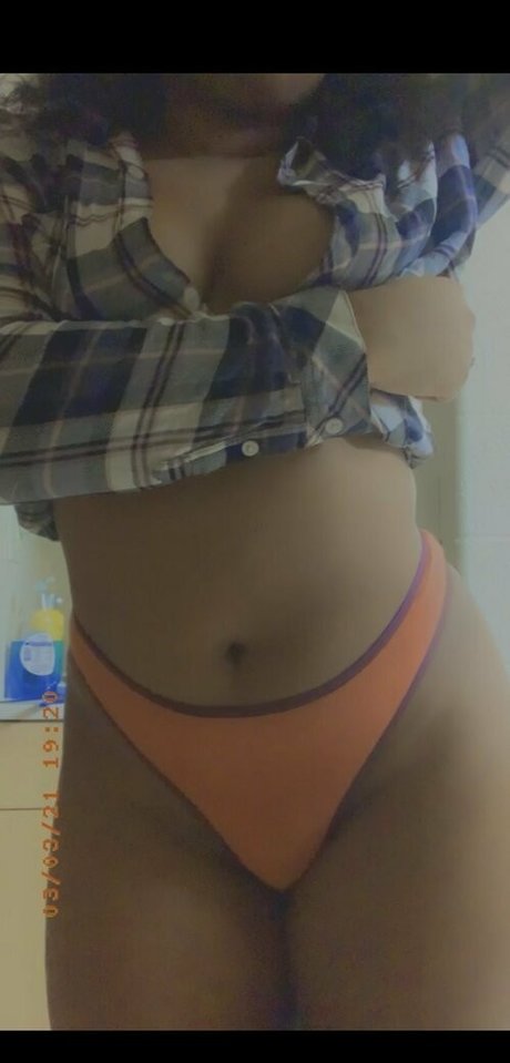 thiccxms pornstar naked image