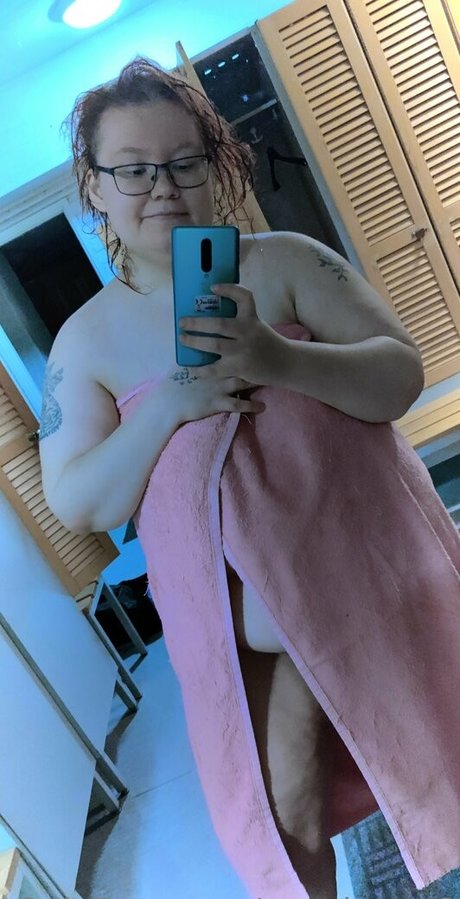 curvy cougar onlyfans beautiful nude gallery