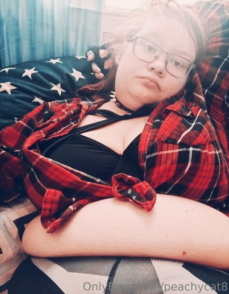 peachycat8 profile image