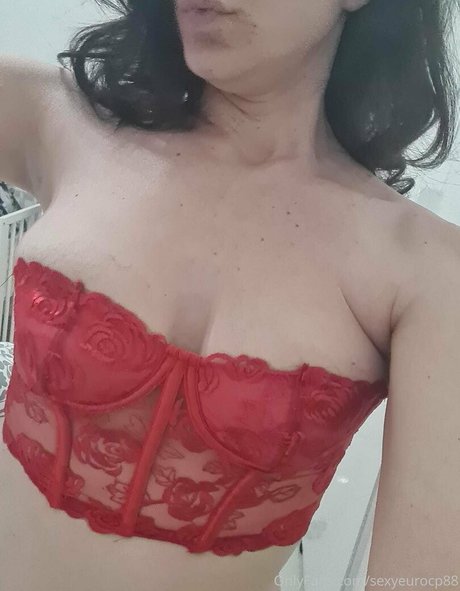 cuckoldhotwife4you star naked photo