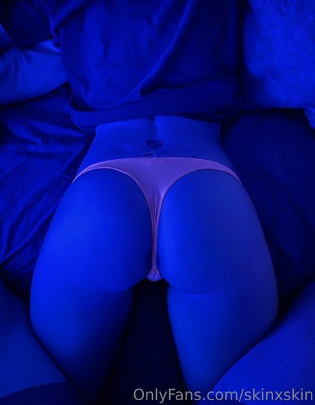 skinxskin hot actress image
