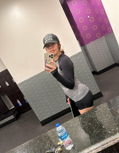 latinafoxy69 pretty star pictures