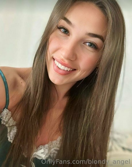 cute shemale onlyfans beautiful nude pic