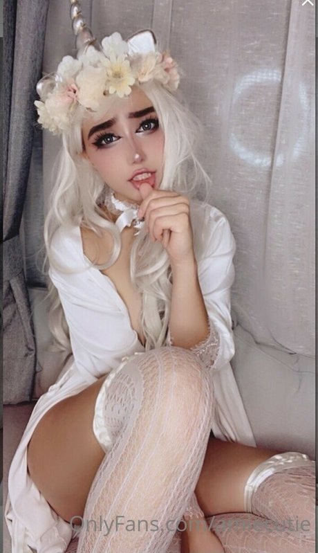 Lizzyhoney pretty model archive