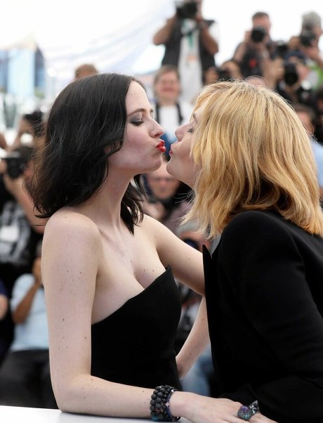 Eva Green star images