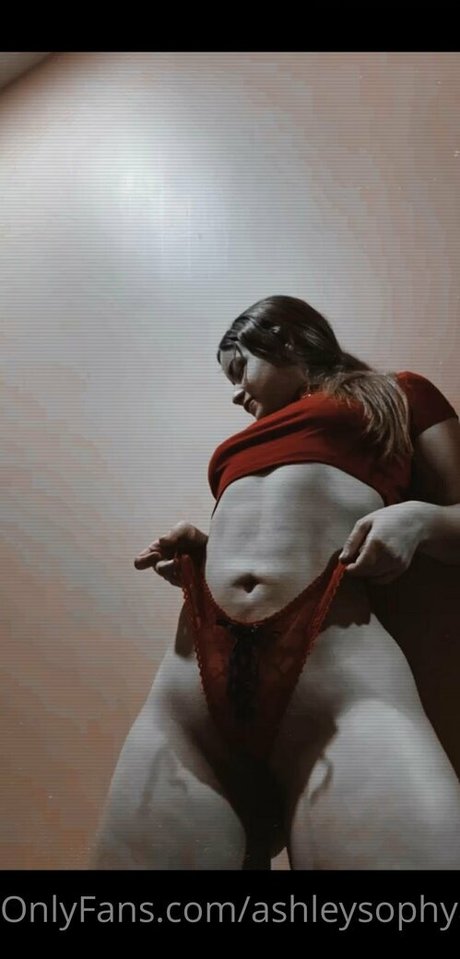ashleysophya star nudes photo