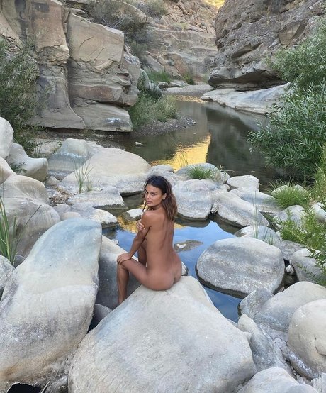 Nathalie Kelley xxx model image