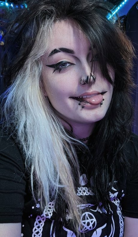 Easygoinggoth pornstar photos