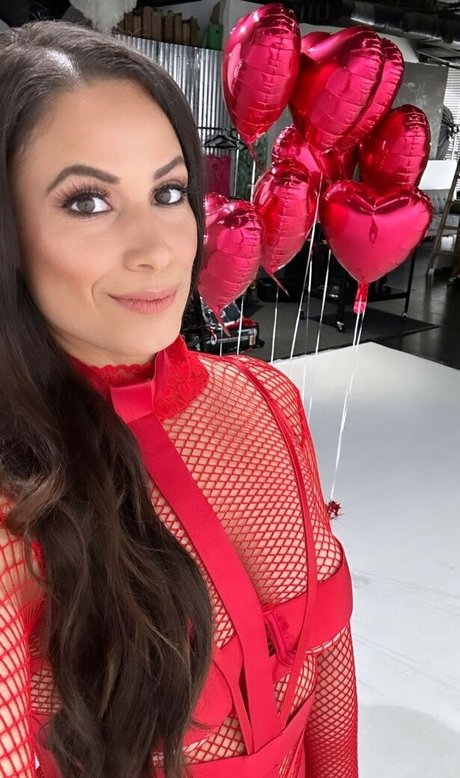 AEW Dasha Kuret hd model picture