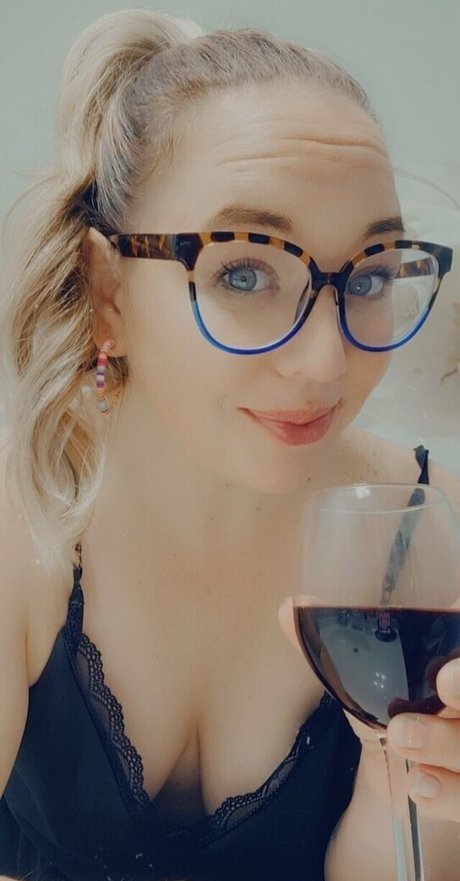 marymoonkat xxx star image