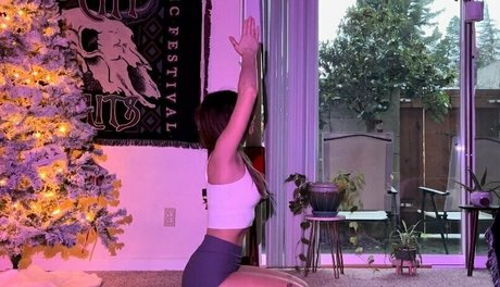 alignedbyjuniper pornstar nice pic