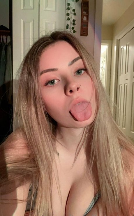 alignedbyjuniper actress photos