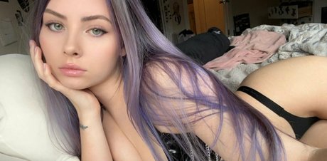 alignedbyjuniper pretty pornstar pic