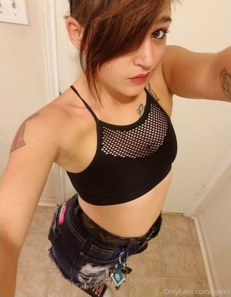 pyxxii pornstar erotic images