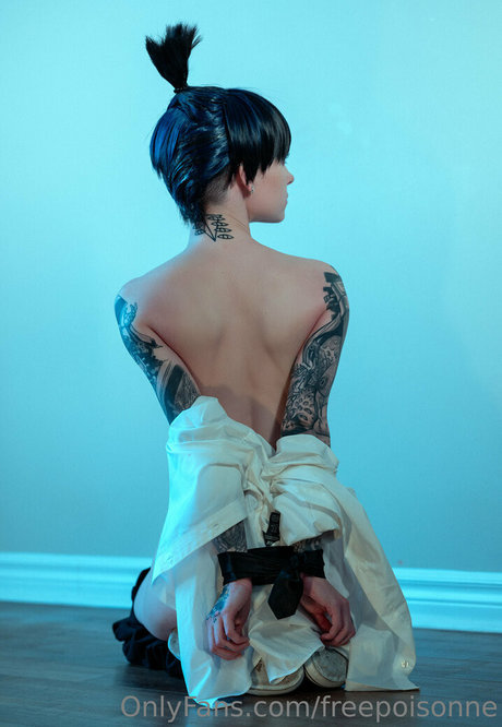 freepoisonne porn model photos