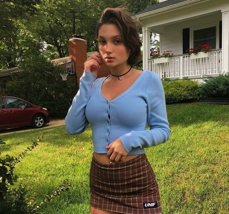 liittlekrissy free pornstar pictures