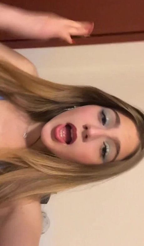 Francesca Salerno naked actress gallery