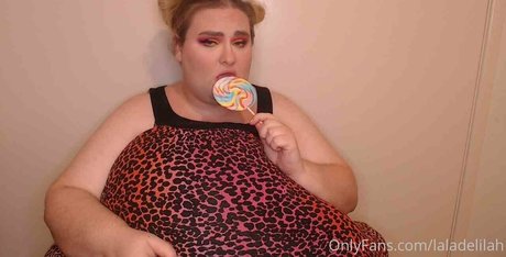 blonde trans onlyfans free naked picture