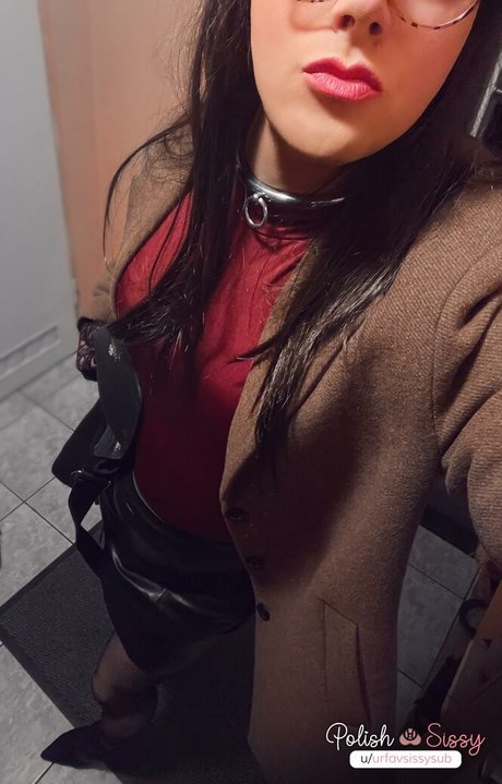 SaraSubmissive actress img