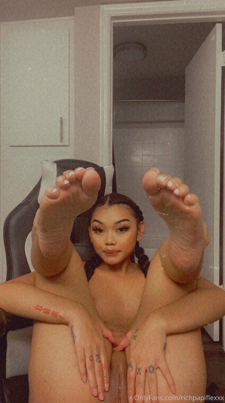 french mature onlyfans nude galleries