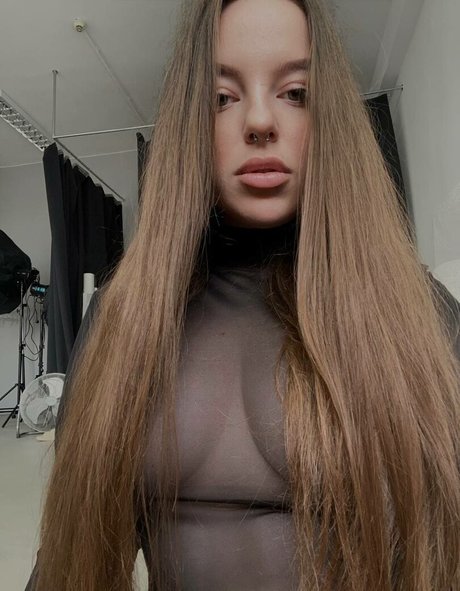 anna nyzovaya model beautiful pic