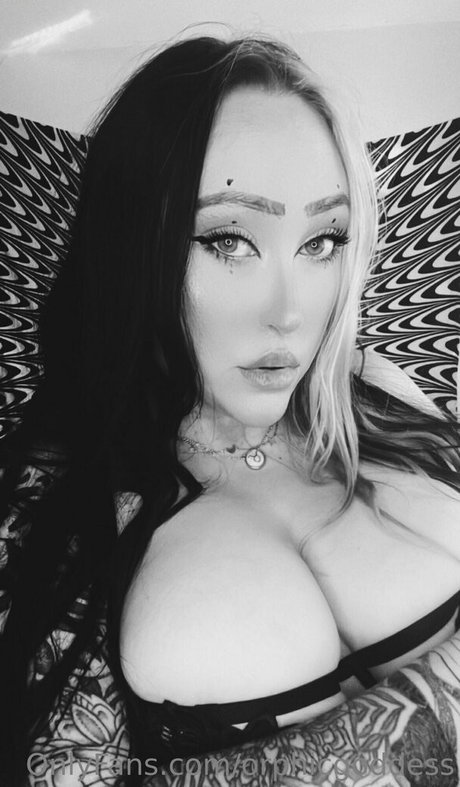 orphicgoddess nude model images