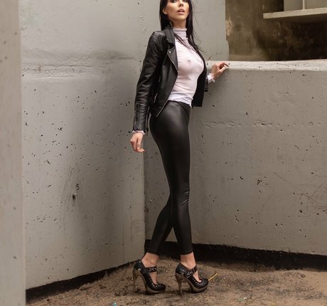 Miss Electric top pornstar photo