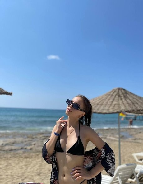 krisblow top actress archive